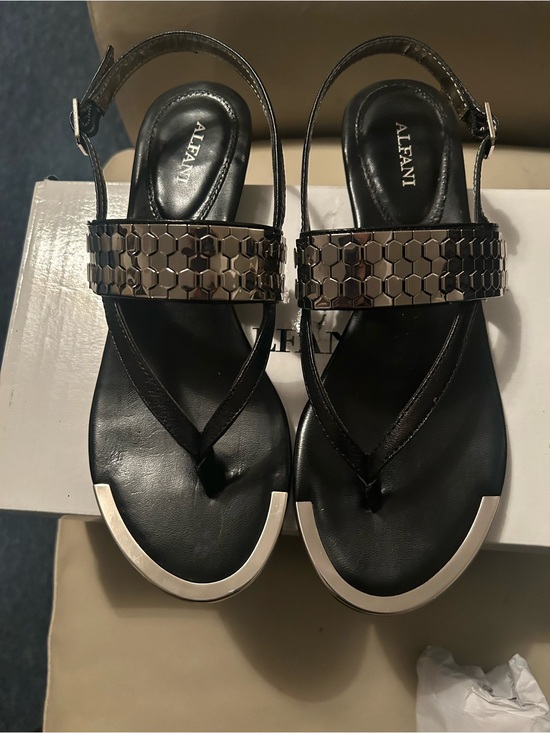 Alfani Shoes - “REASONABLE OFFERS”! “ALFANI” Black & Silver Hex-Accent Slingback Sandals 🖤
